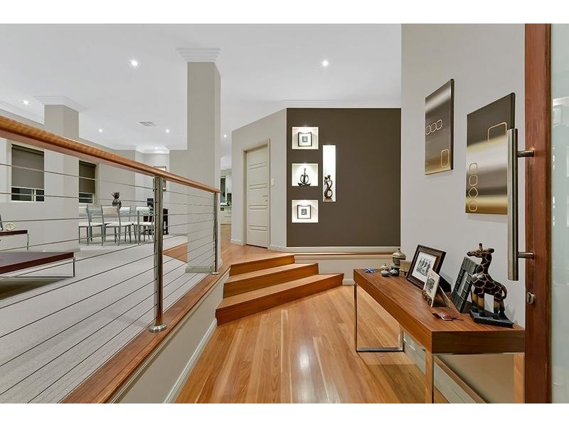 35 Barry Street, Bateau Bay NSW 2261