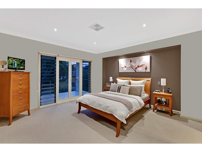 35 Barry Street, Bateau Bay NSW 2261