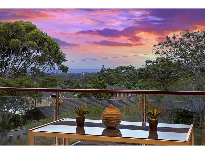 35 Barry Street, Bateau Bay NSW 2261