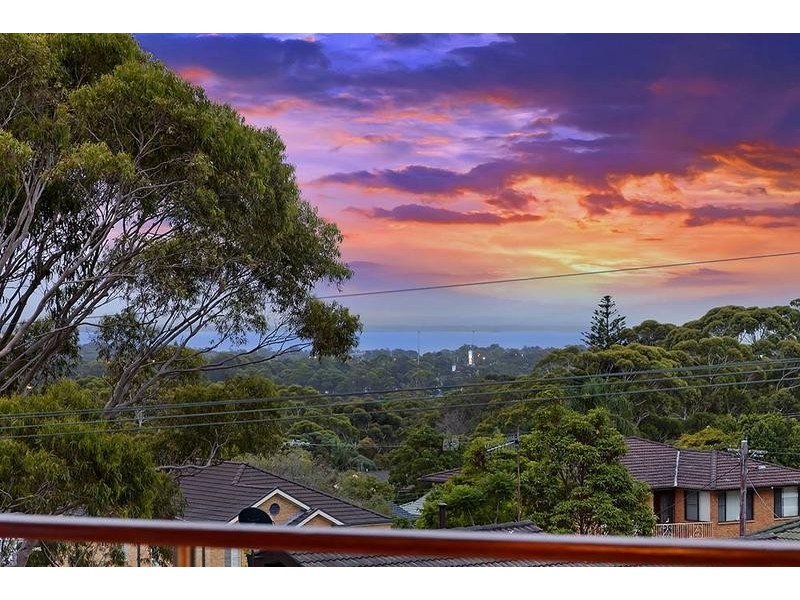 35 Barry Street, Bateau Bay NSW 2261