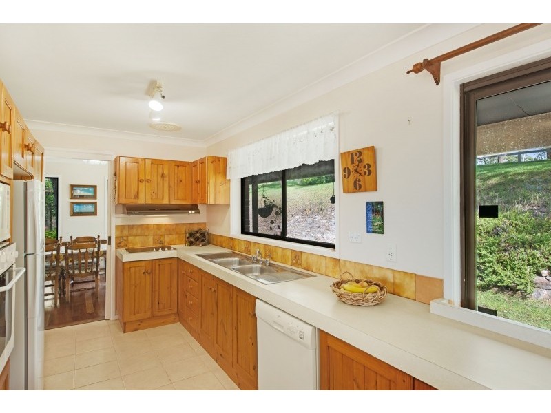 360 Brush Road, Ourimbah NSW 2258