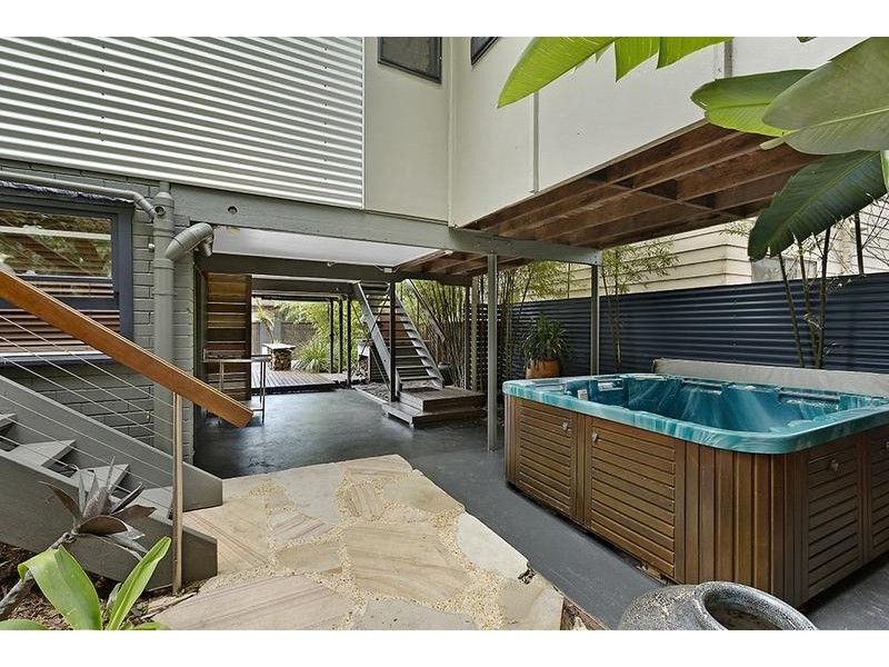 264 Lakedge Ave, Berkeley Vale NSW 2261