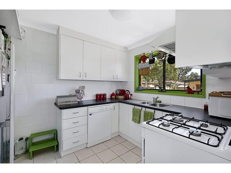 29 Kingsford Smith Drive, Berkeley Vale NSW 2261