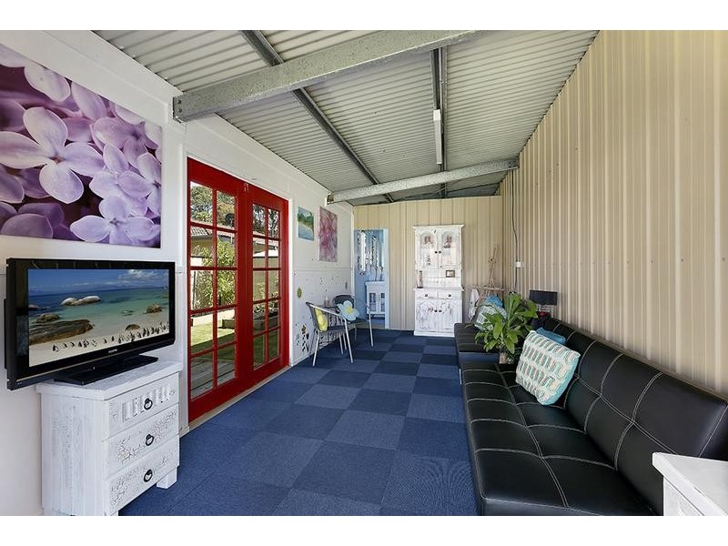 29 Kingsford Smith Drive, Berkeley Vale NSW 2261