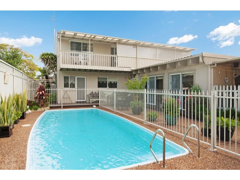 67 Kerry Crescent, Berkeley Vale NSW 2261