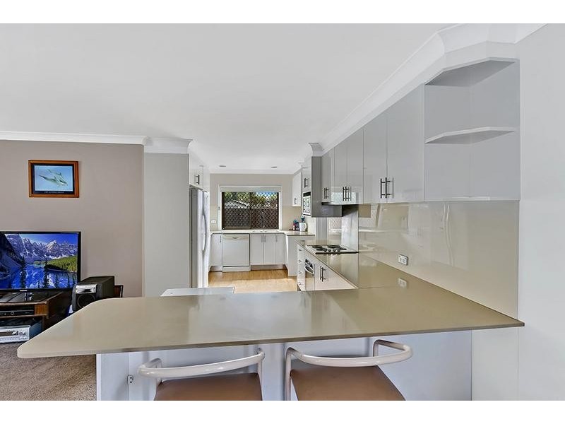 9 Manning Road, The Entrance NSW 2261