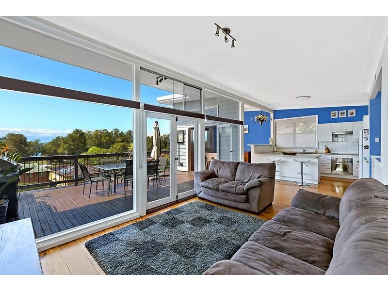 63 Killkenny Pde,, Berkeley Vale NSW 2261