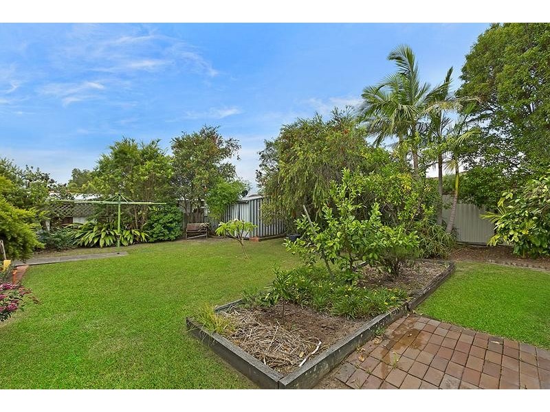 30 Shortland Avenue, Killarney Vale NSW 2261