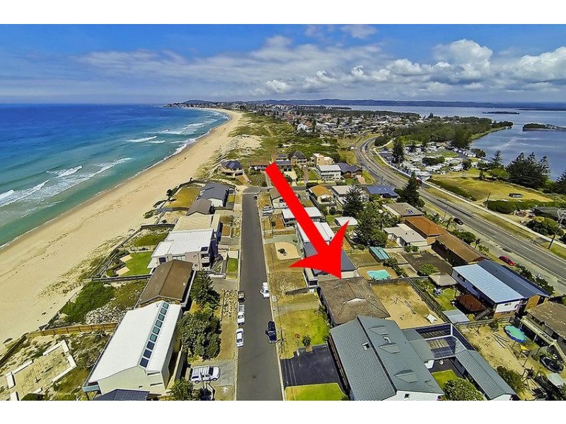 16 Curtis Parade, The Entrance North NSW 2261