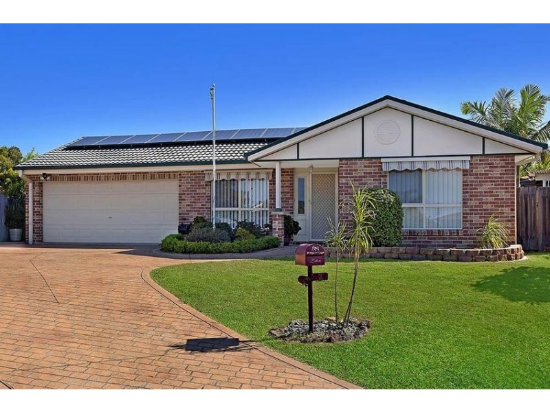 2 Clyde Close, Bateau Bay NSW 2261