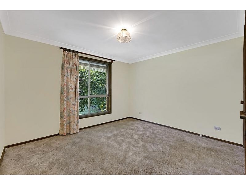 2 Pindarri Avenue, Berkeley Vale NSW 2261