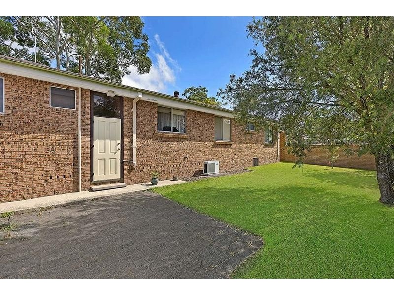 2 Pindarri Avenue, Berkeley Vale NSW 2261