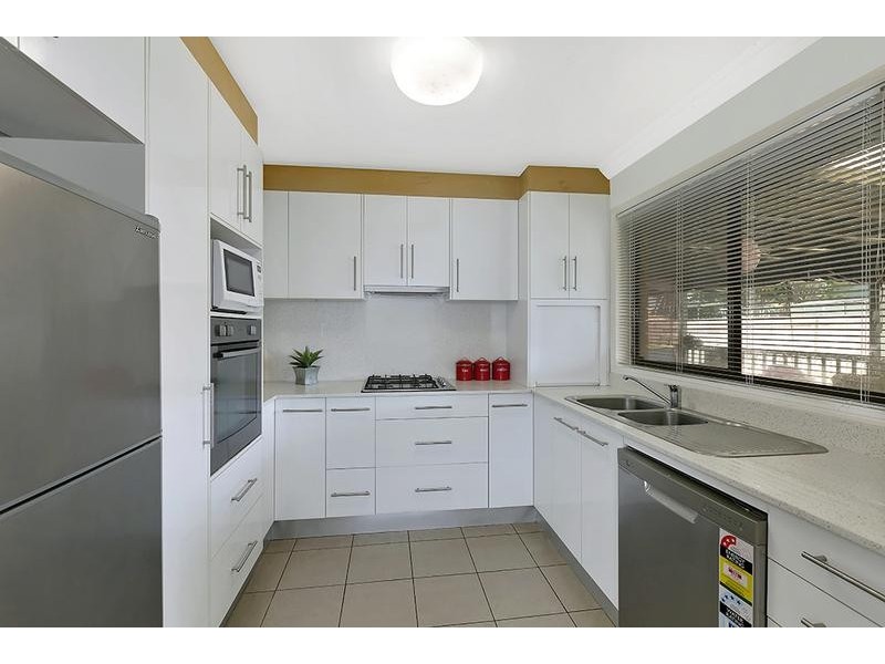 135 Kerry Crescent, Berkeley Vale NSW 2261