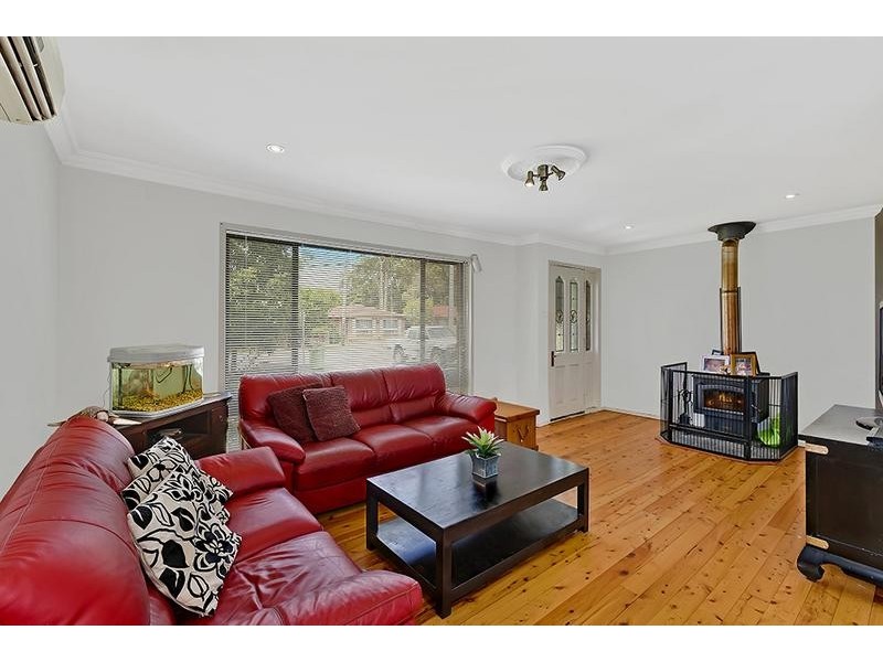 135 Kerry Crescent, Berkeley Vale NSW 2261