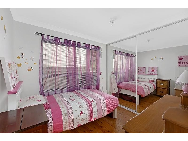 135 Kerry Crescent, Berkeley Vale NSW 2261