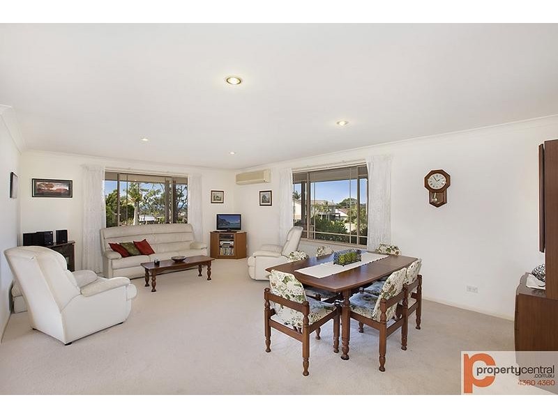 1/10 Torres Street, Killarney Vale NSW 2261