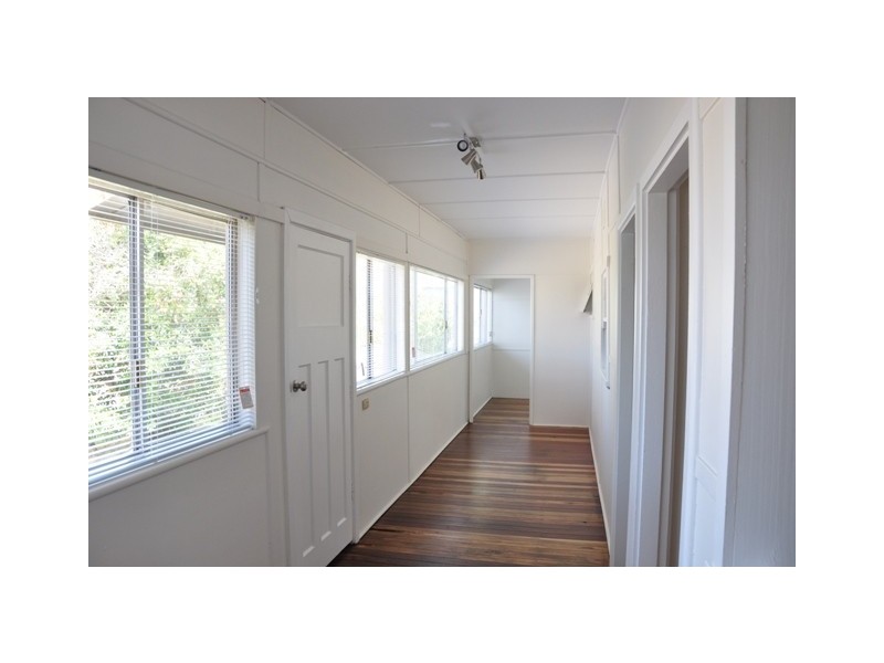 62 Dampier Boulevard, Killarney Vale NSW 2261