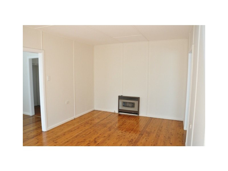 62 Dampier Boulevard, Killarney Vale NSW 2261