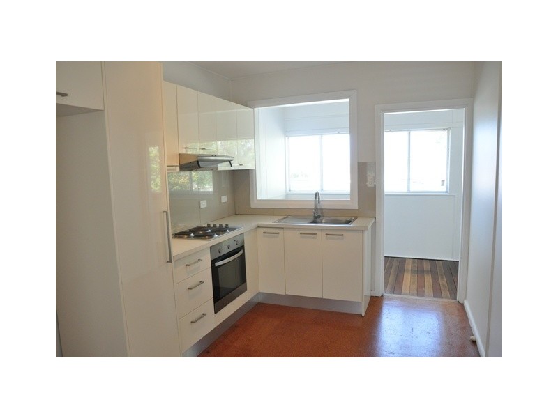 62 Dampier Boulevard, Killarney Vale NSW 2261