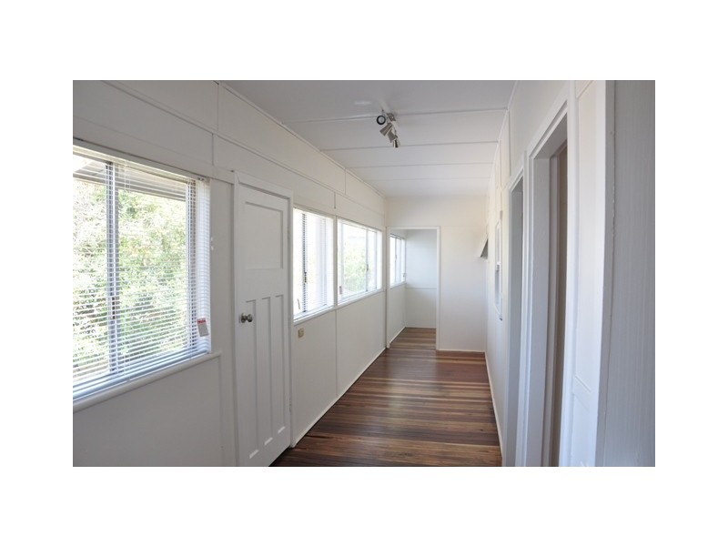 62 Dampier Boulevard, Killarney Vale NSW 2261