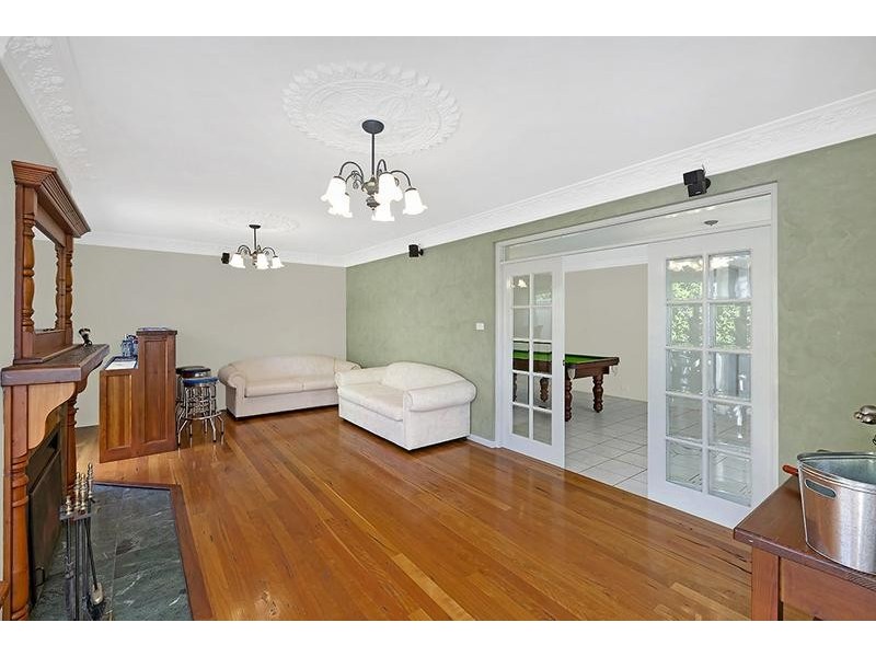 25 Stornaway Crescent, Berkeley Vale NSW 2261