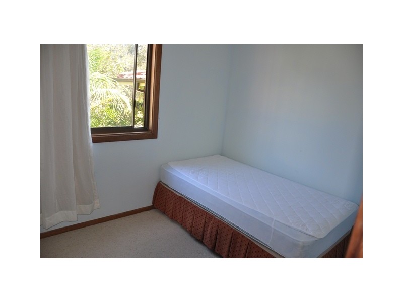 2 Simon Close, Chittaway Point NSW 2261