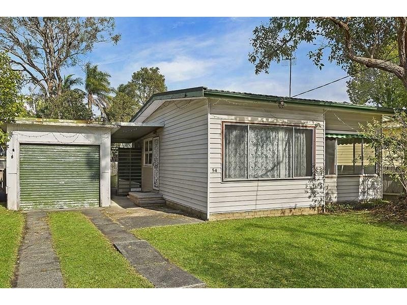 54 Kerry Crescent, Berkeley Vale NSW 2261