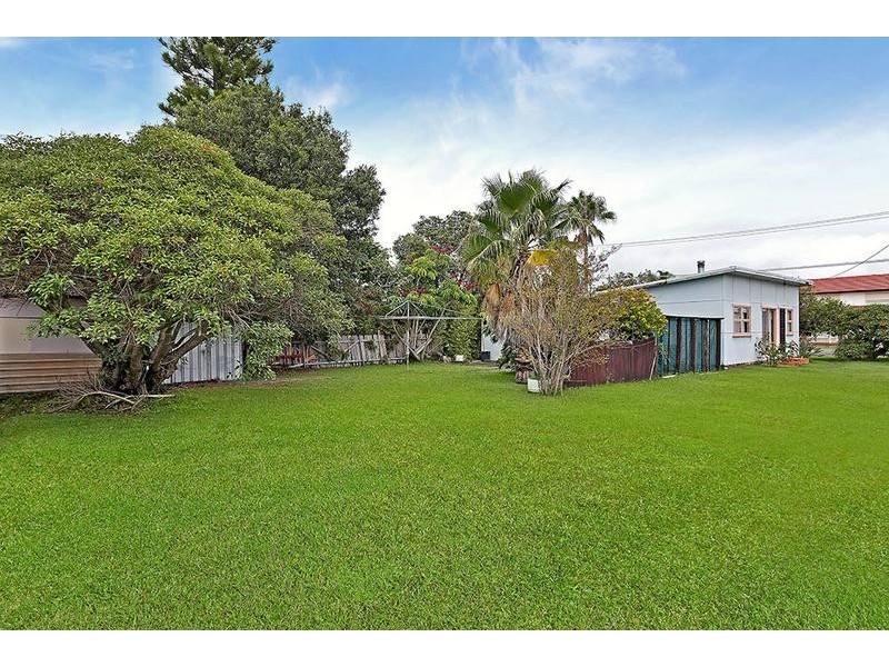 42 Flinders Street, Killarney Vale NSW 2261