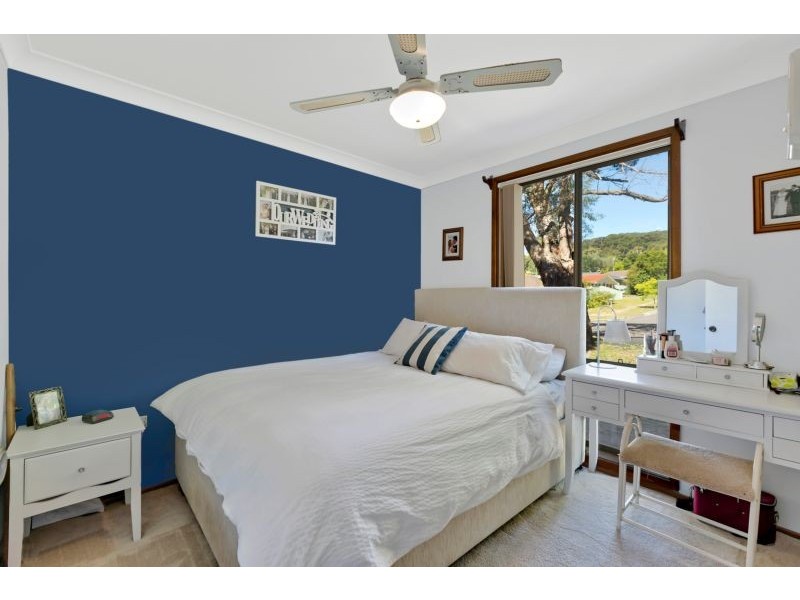 23 Premier Way, Bateau Bay NSW 2261