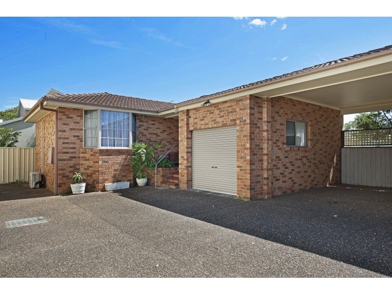 2/118 Hutton Road, The Entrance North NSW 2261