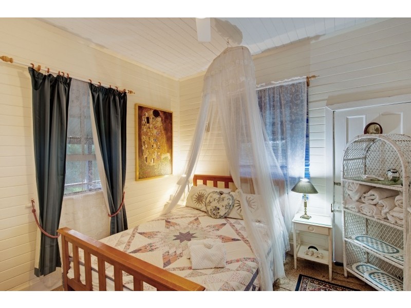 25 Ravensdale Road, Yarramalong NSW 2259