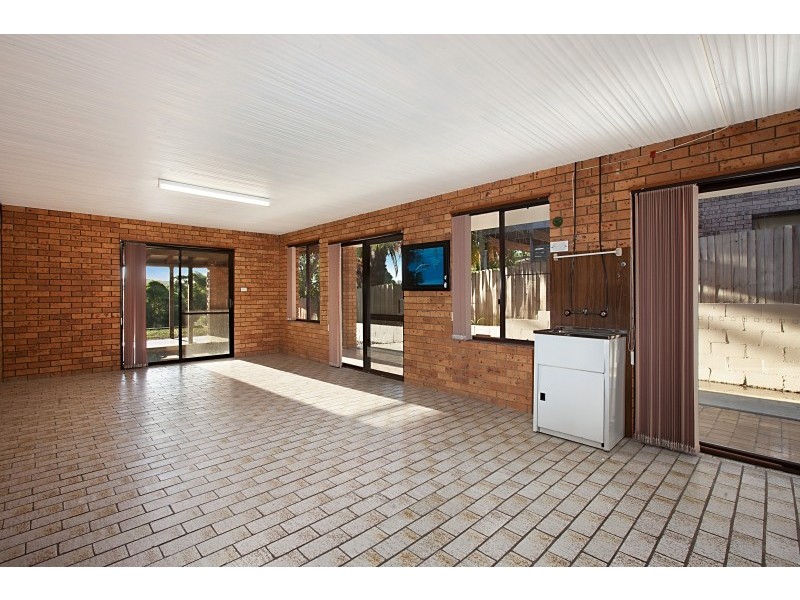 5 Tower Street, Bateau Bay NSW 2261