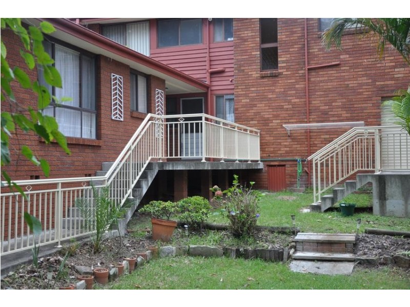 2 Promenade Avenue, Bateau Bay NSW 2261