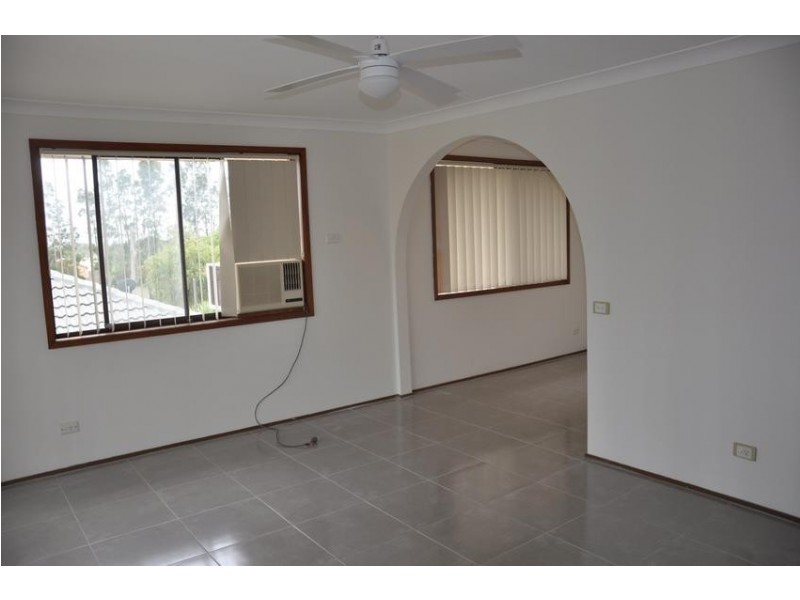 2 Promenade Avenue, Bateau Bay NSW 2261