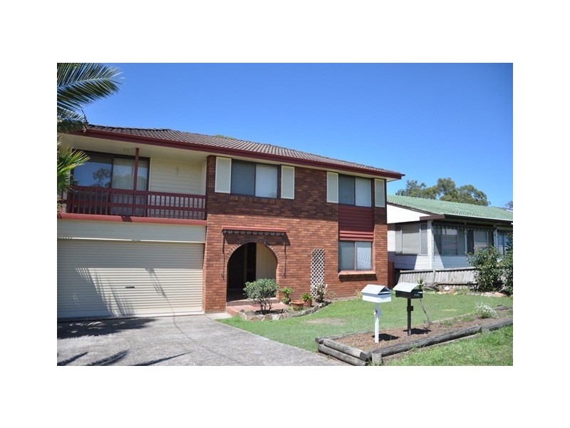 2 A Promenade Street, Bateau Bay NSW 2261