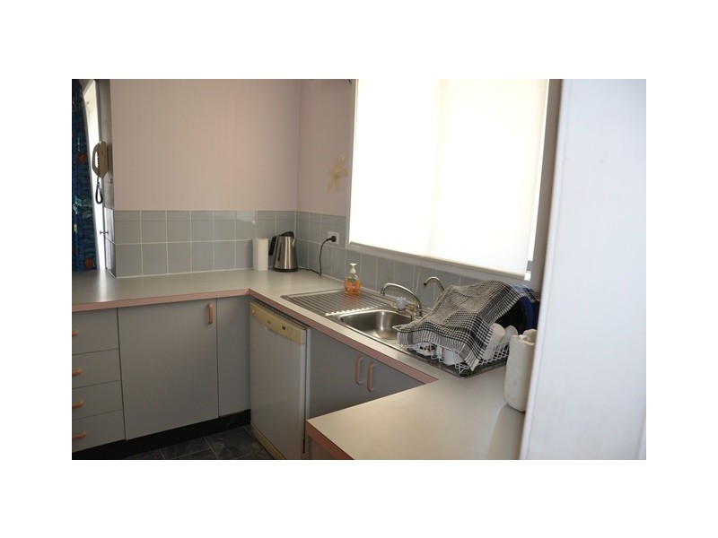 2 A Promenade Street, Bateau Bay NSW 2261