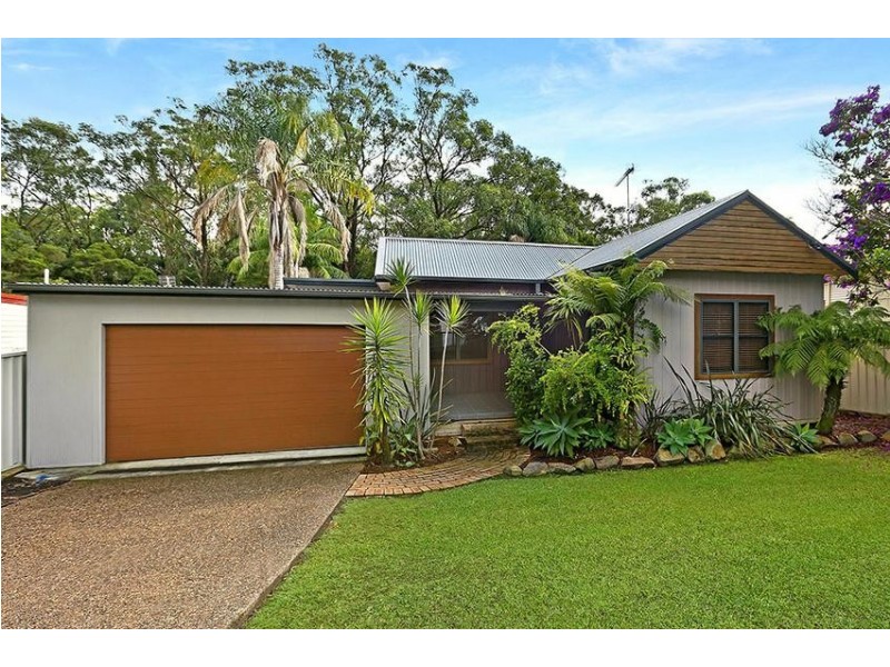 39 Bundilla Pde, Berkeley Vale NSW 2261