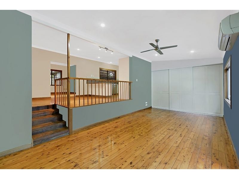 39 Bundilla Pde, Berkeley Vale NSW 2261