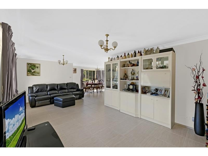 6 Tully Place, Berkeley Vale NSW 2261