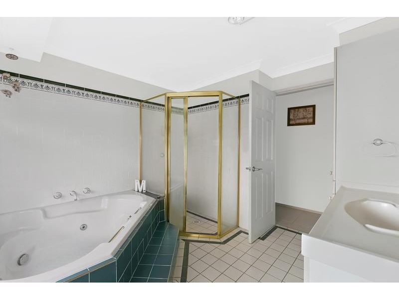 6 Tully Place, Berkeley Vale NSW 2261