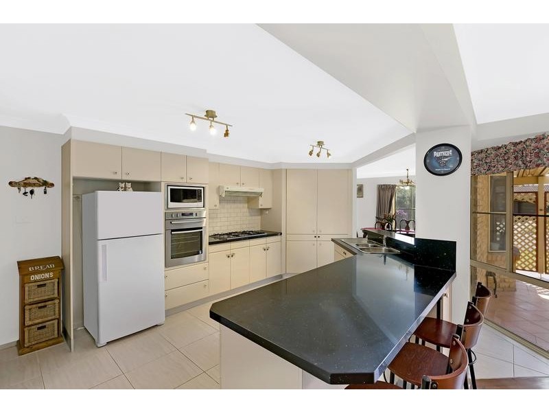 6 Tully Place, Berkeley Vale NSW 2261