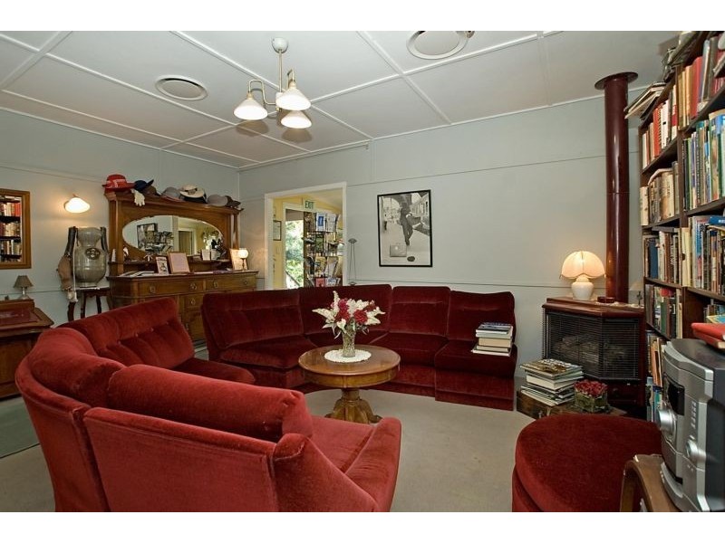 12 King Street, Canungra QLD 4275