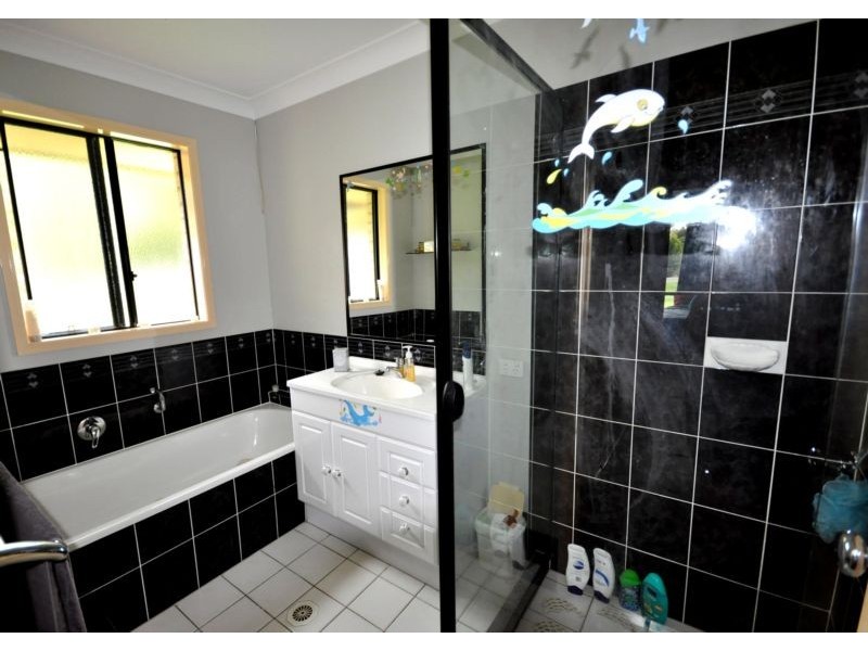 Wonglepong QLD 4275