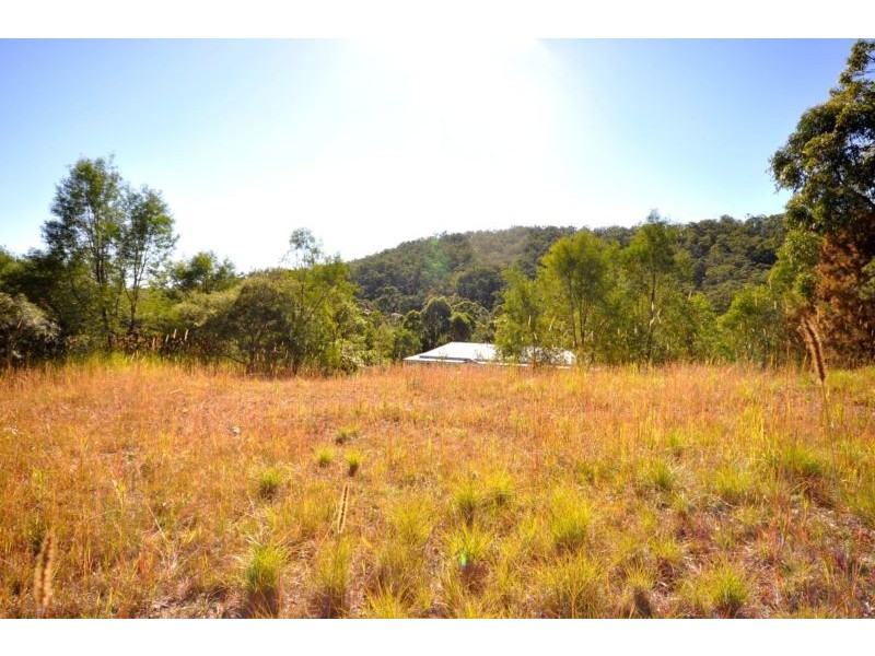 13 Mulwala Street, Maudsland QLD 4210