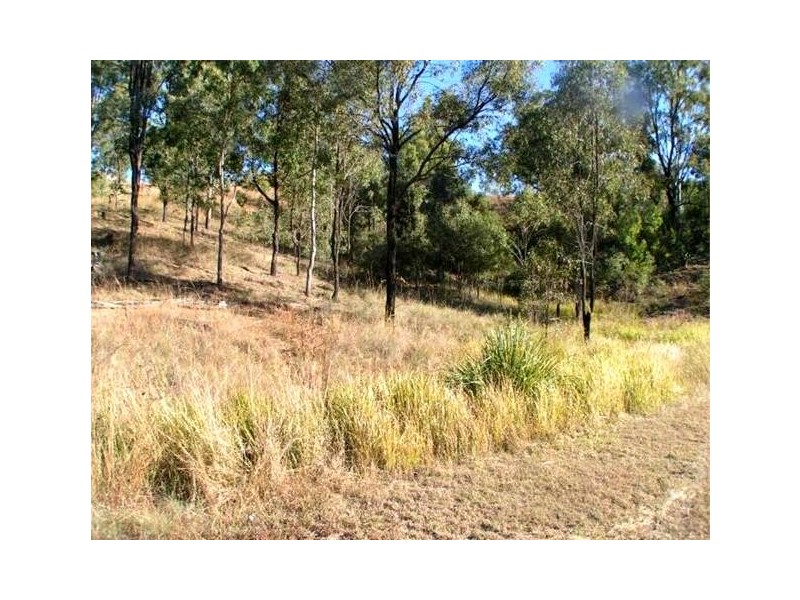 206 Walker Drive, Kooralbyn QLD 4285