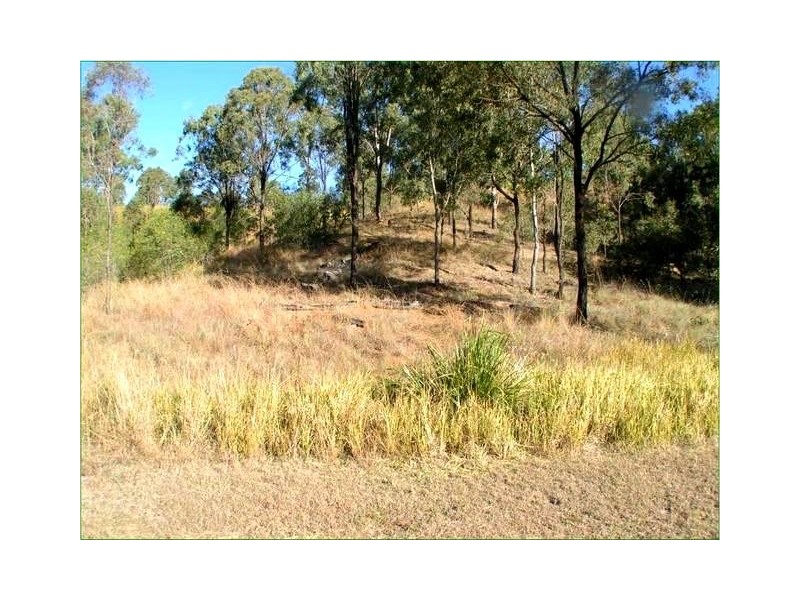 206 Walker Drive, Kooralbyn QLD 4285