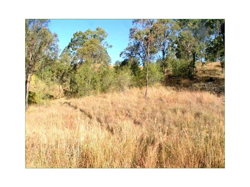 206 Walker Drive, Kooralbyn QLD 4285