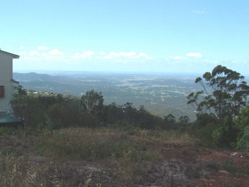4 Coomera Gorge Drive, Tamborine Mountain QLD 4272