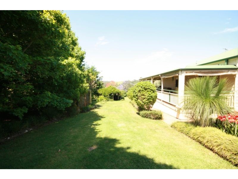 Beechmont QLD 4211