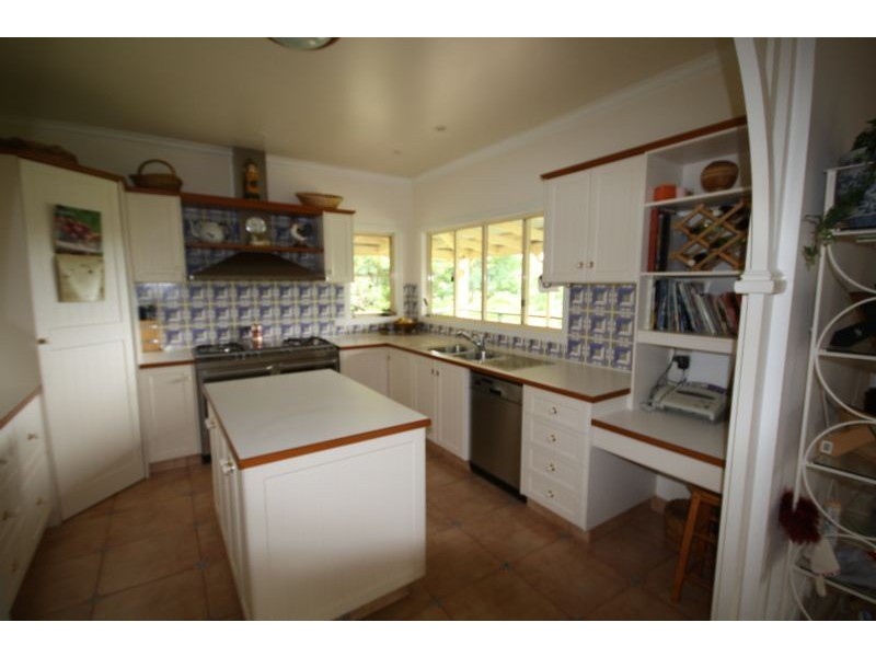 Beechmont QLD 4211